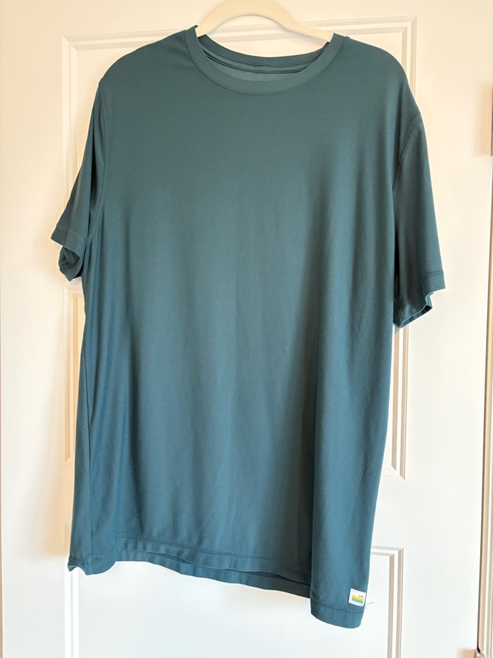 Vuori Mens Tshirt, green, size large